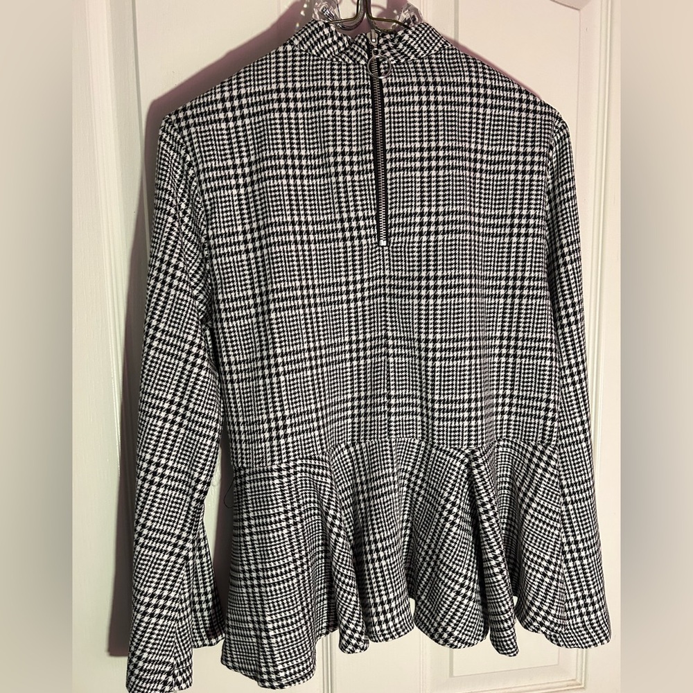 Topshop Black and White Boxy Peplum Blouse - Picture 2 of 5